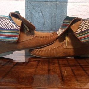 Steve Madden Moccasins size 9